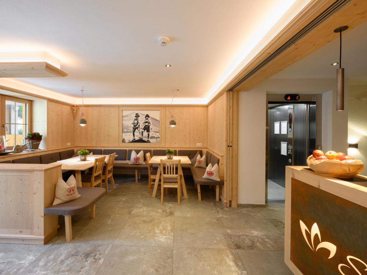 Appartment Sattlerhof Mutters Екстериор снимка