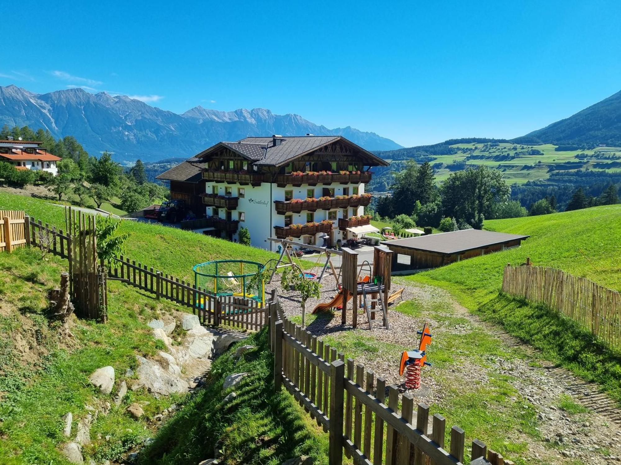 Appartment Sattlerhof Mutters Екстериор снимка